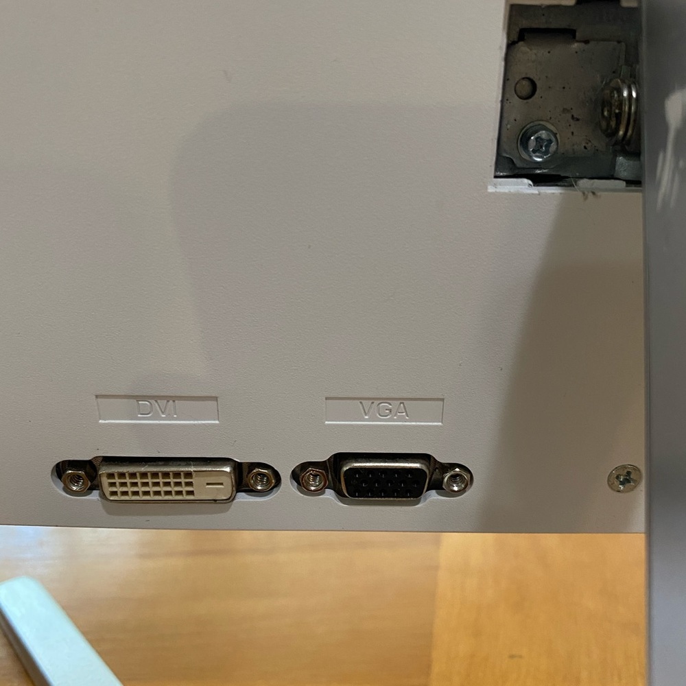 Element Gaming Monitor - Picture 6 of 8